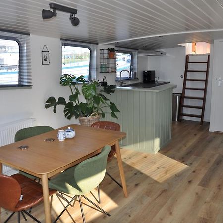 Private Lodge On Houseboat อัมสเตอร์ดัม ภายนอก รูปภาพ