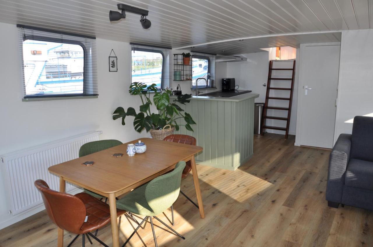 Private Lodge On Houseboat อัมสเตอร์ดัม ภายนอก รูปภาพ