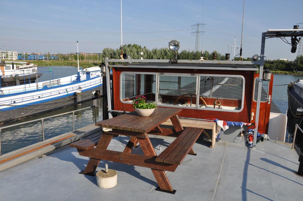 Private Lodge On Houseboat อัมสเตอร์ดัม ภายนอก รูปภาพ